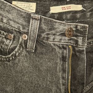 Levi's Mom Jeans